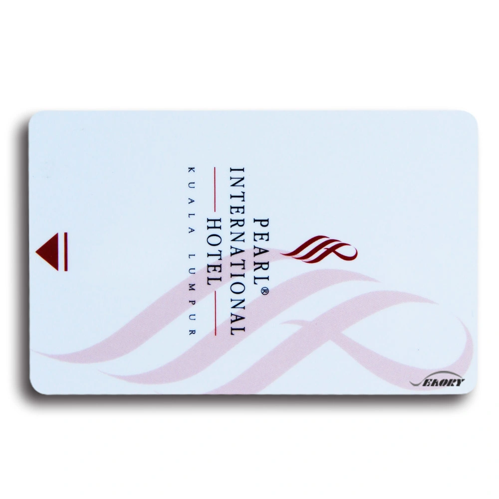 Customized Logo Smart ID Blank 125kHz Lf Hotel Gas Oil Clamshell RFID Card From China Factory